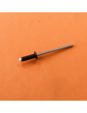 Trhací nýty (3,2 x 10mm standard černý)