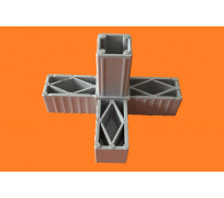 Plastová spojka 402