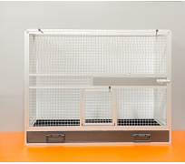 BK17 bílá plný bok, stříbrné pletivo